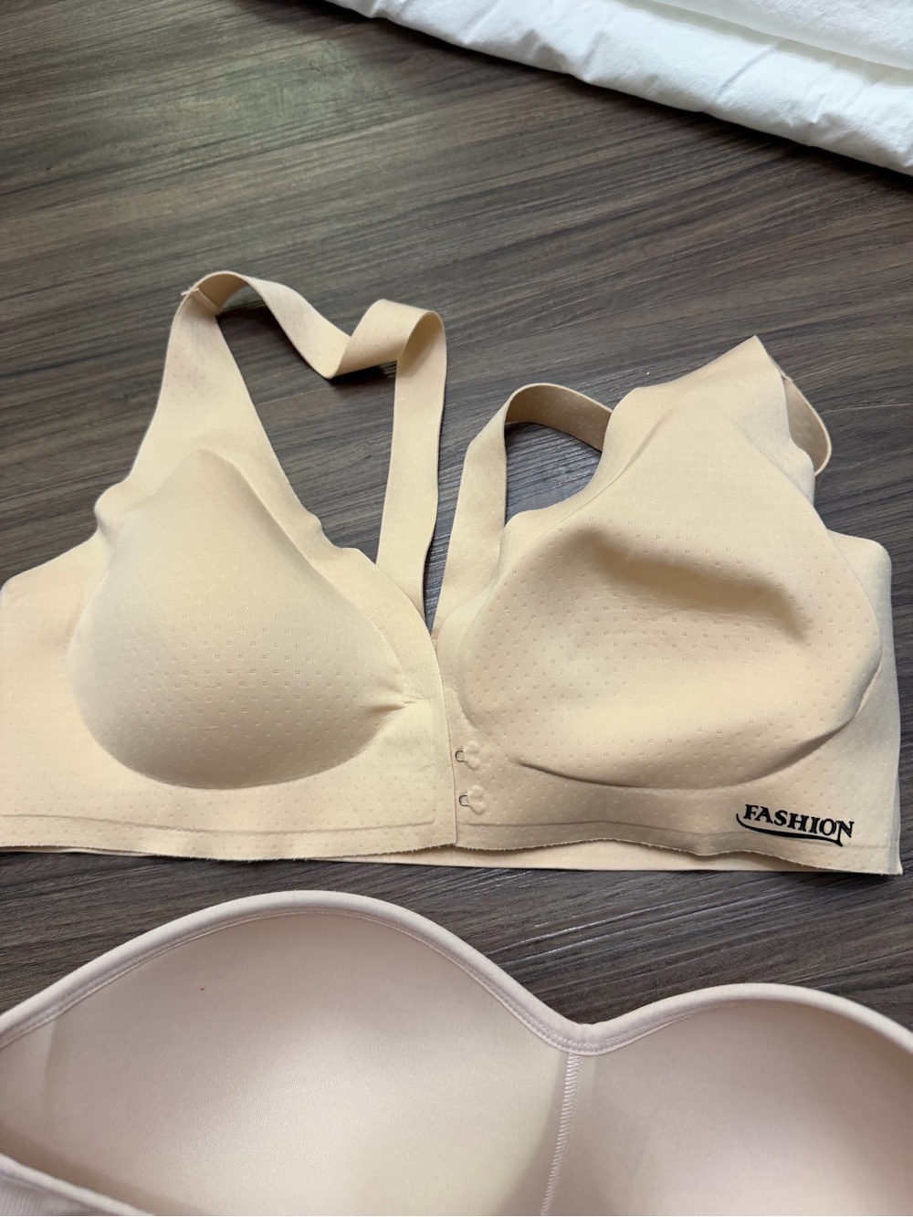3-Pack Seamless Bras in Peach, Ivory & Cream sz L bundle lots of - Picture 8 of 9